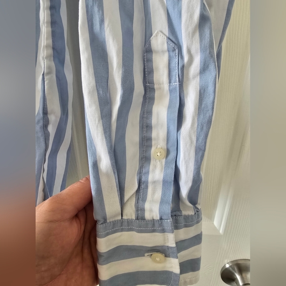 Lauren Blue and White Striped Shirt with Lace Detail Size MP - Picture 7 of 16